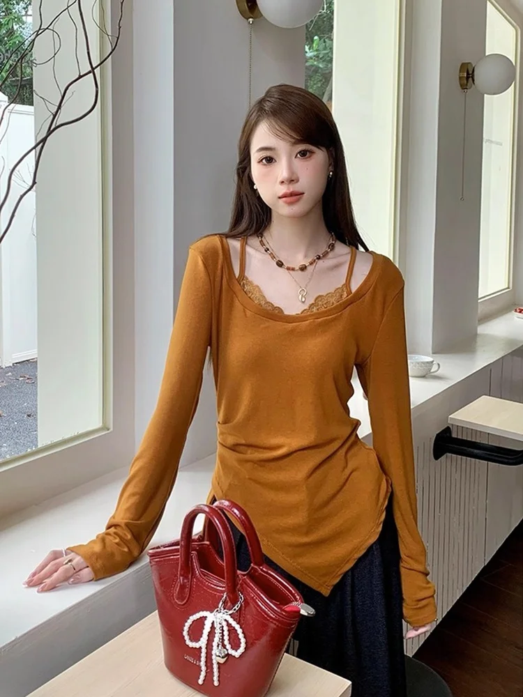 

Retro Chic Lace Splice Slim Fit Asymmetrical T-irt Sexy Top Long Sve Korean Sle Commute Faion Ladies' Premium Clothing