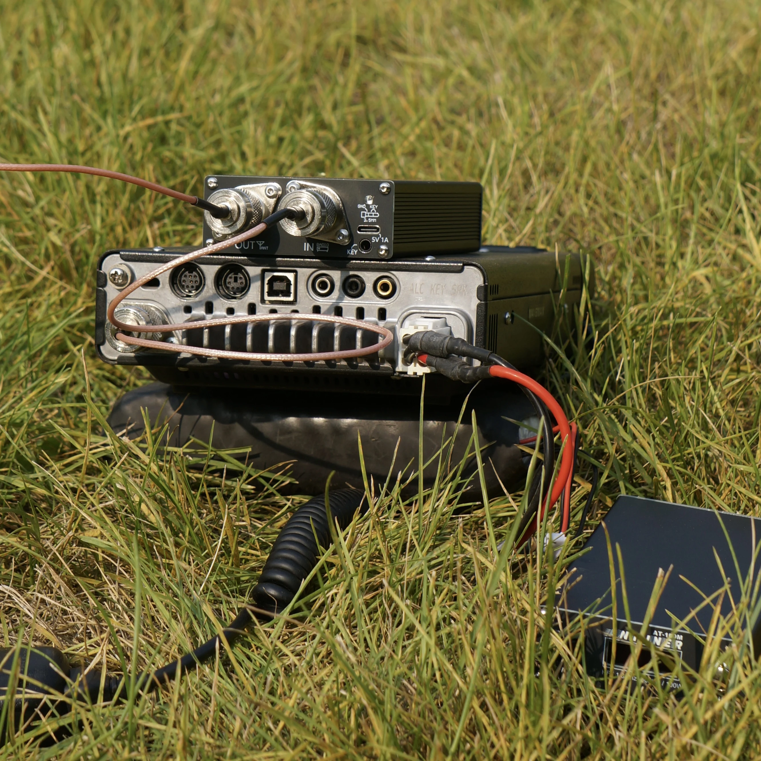 ANTUNER AT100M Pro 1.8mhz-30mhz 100W tuner antenowy wsparcie przyrząd do ćwiczenia kodu Morse'a miernik fali stojącej miernik mocy dla radia HF