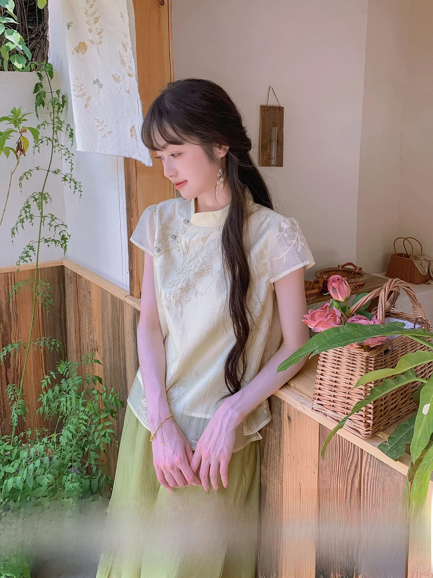 

Nanfeng Valley【Age Age Zhaog】Женские брюки с вышивкой, улучшенный крой, простые повседневные, в национальном стиле, с разрезами, широкие штанины