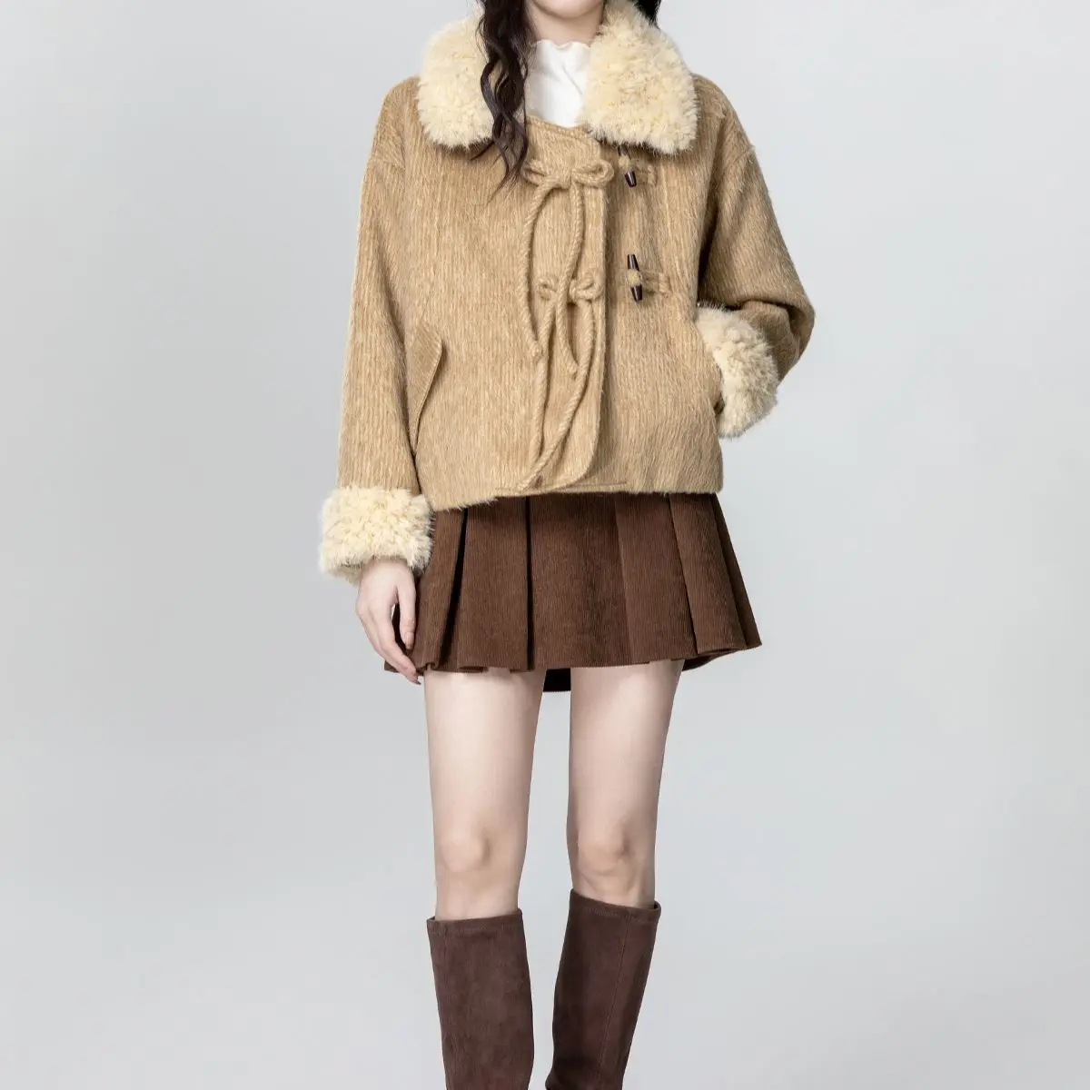 2025 الخريف والشتاء جديد البقرة القرن زر معطف الصوف المرأة فضفاضة وسميكة الدافئة سترة صوفية #2