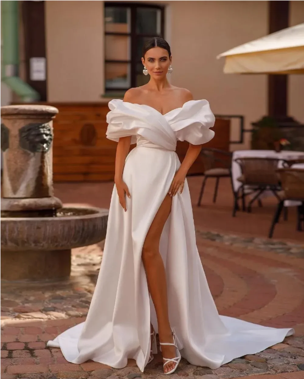 Vestido de novia elegante de satén para novia, vestidos de novia de línea A con hombros descubiertos, abertura alta, con cordones en la espalda