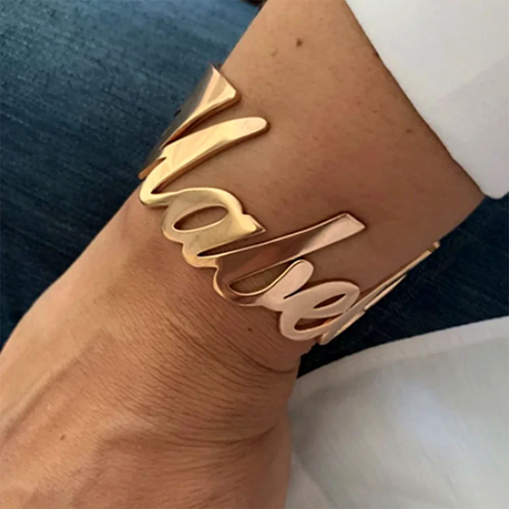 Personalisierter Name Damen Armreif Edelstahl Gold Silber Armband Personalisiertes Charm Armband Valentinstag Schmuck Geschenk – Detail 1