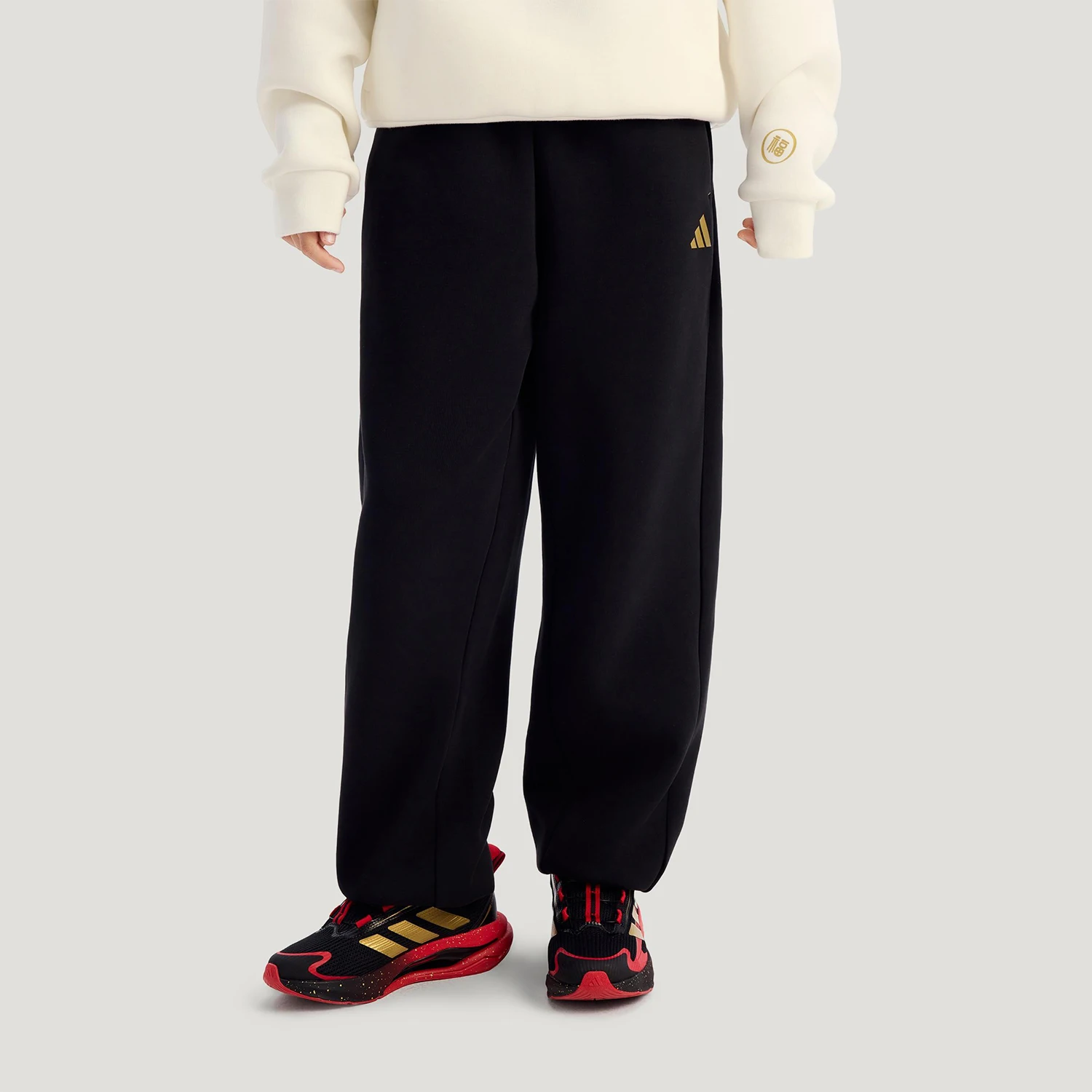 

Adidas genuine winter edition children's elastic waist and ankle pants KV7011