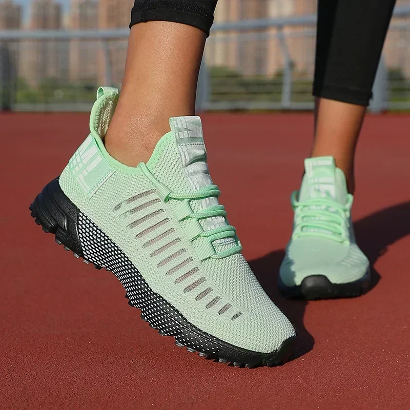 Men's Fitness Shoes Summer New Breathable Comfort Mesh Fitness Training Sports Shoes Street Trendy Fashion Road Running Shoes