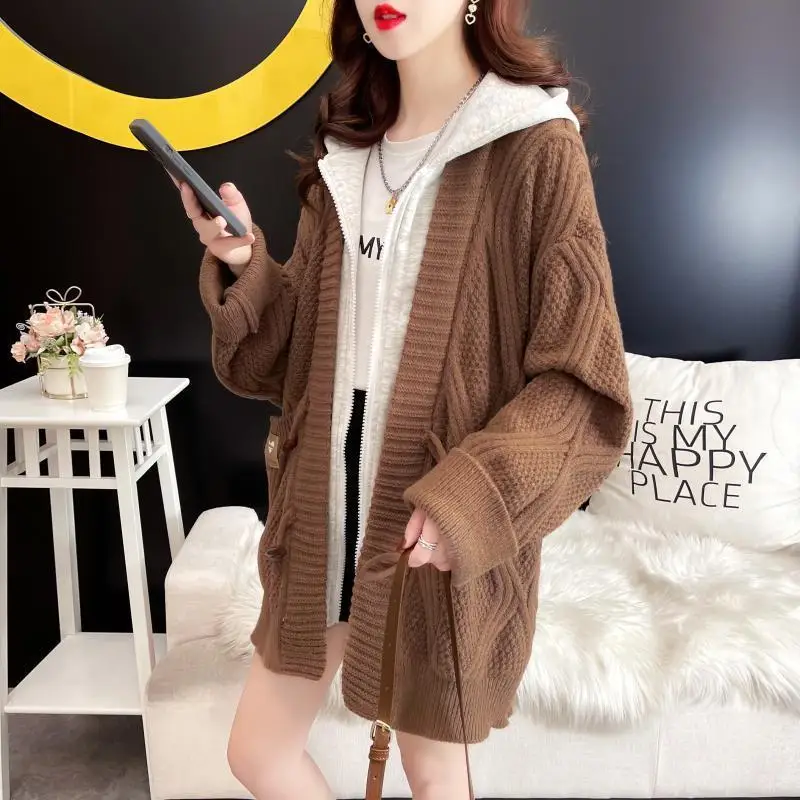 Fake Two Women\'s Hooded Sweaters Autumn/Winter New Fashionable Medium Long Thick Knitted Jacket