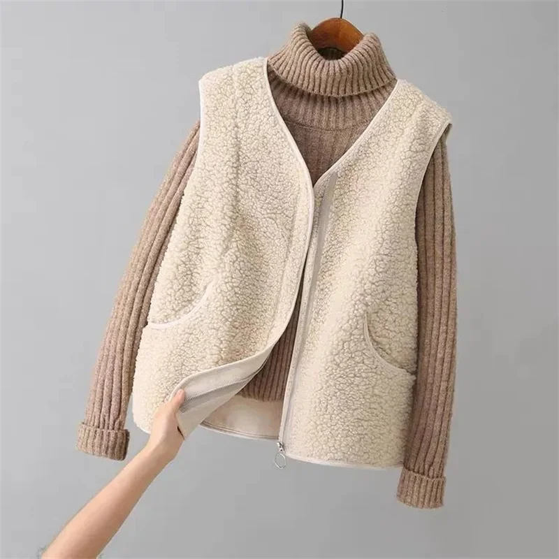 Women Fashion Large Size 4XL Vest Tops Coat Korean Female Waistcoat Jackets Autumn Winter Ladies Lamb Wool Sleeveless Outerwear