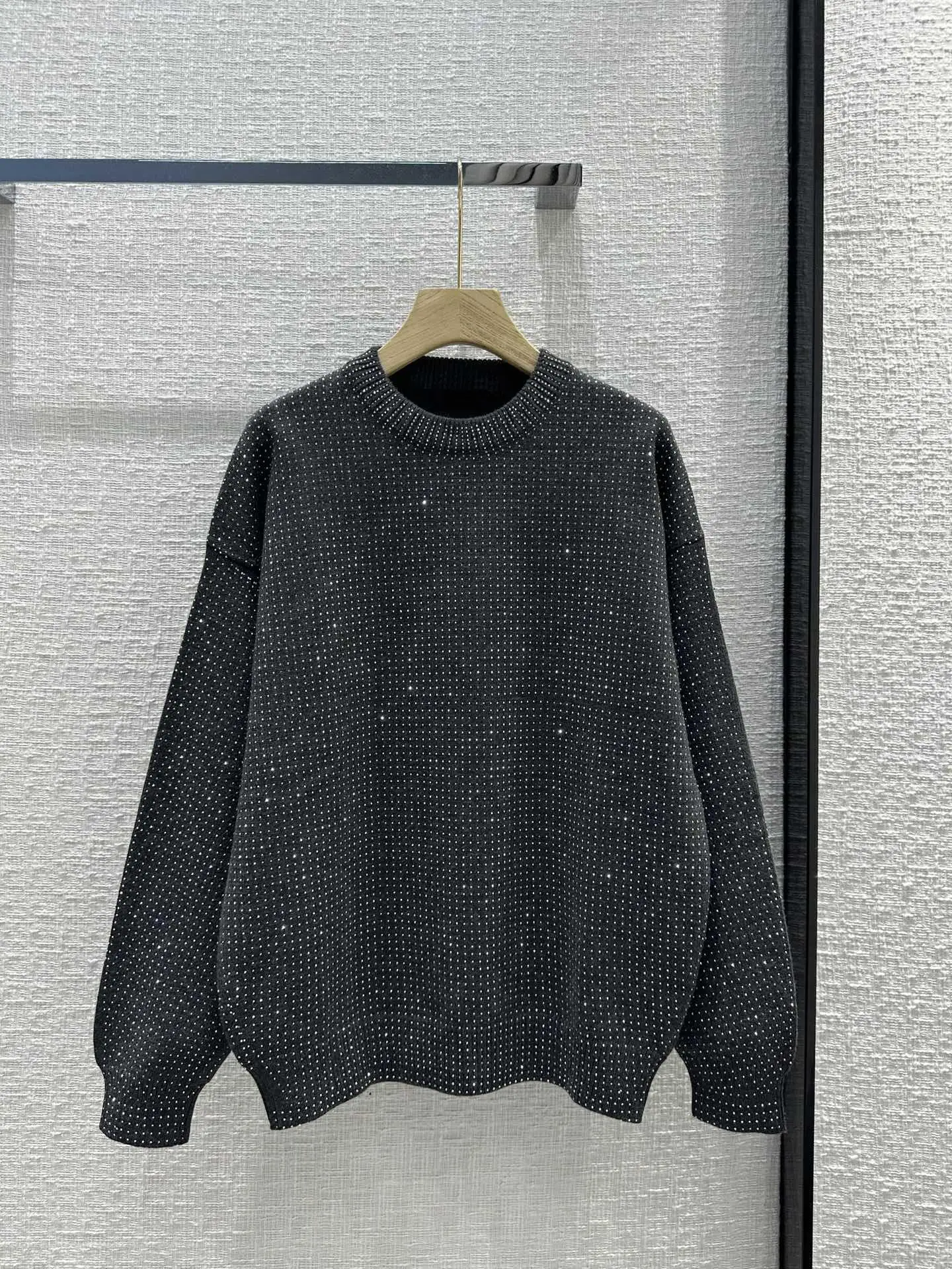 

Loose Fit Wool Knitted Sweater Long Sleeve Letter Pattern round Neck Top South Oil High Version Big King Style Fashionable Co...