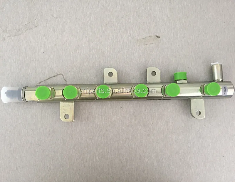 

original common rail assembly 0445226042 fuel rail 3977530 for PC200-8 6754-71-1210