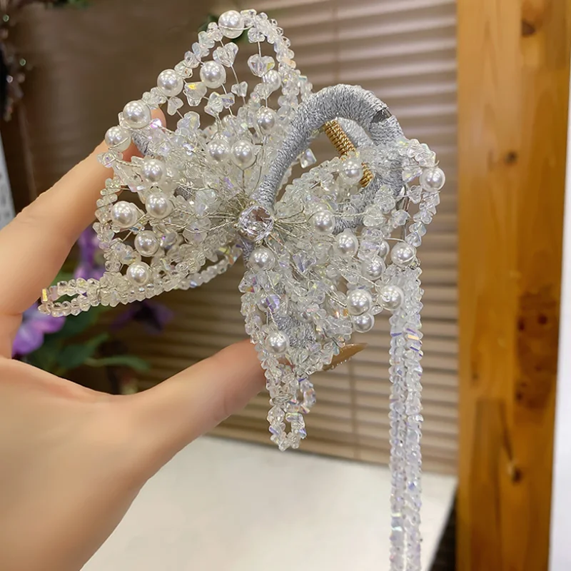 Crystal Pearl Tassel Hair Claw for Women Luxury Hand‑Beaded Bow Hair Clip Bridal Wedding Hair Accessories Ponytail holder