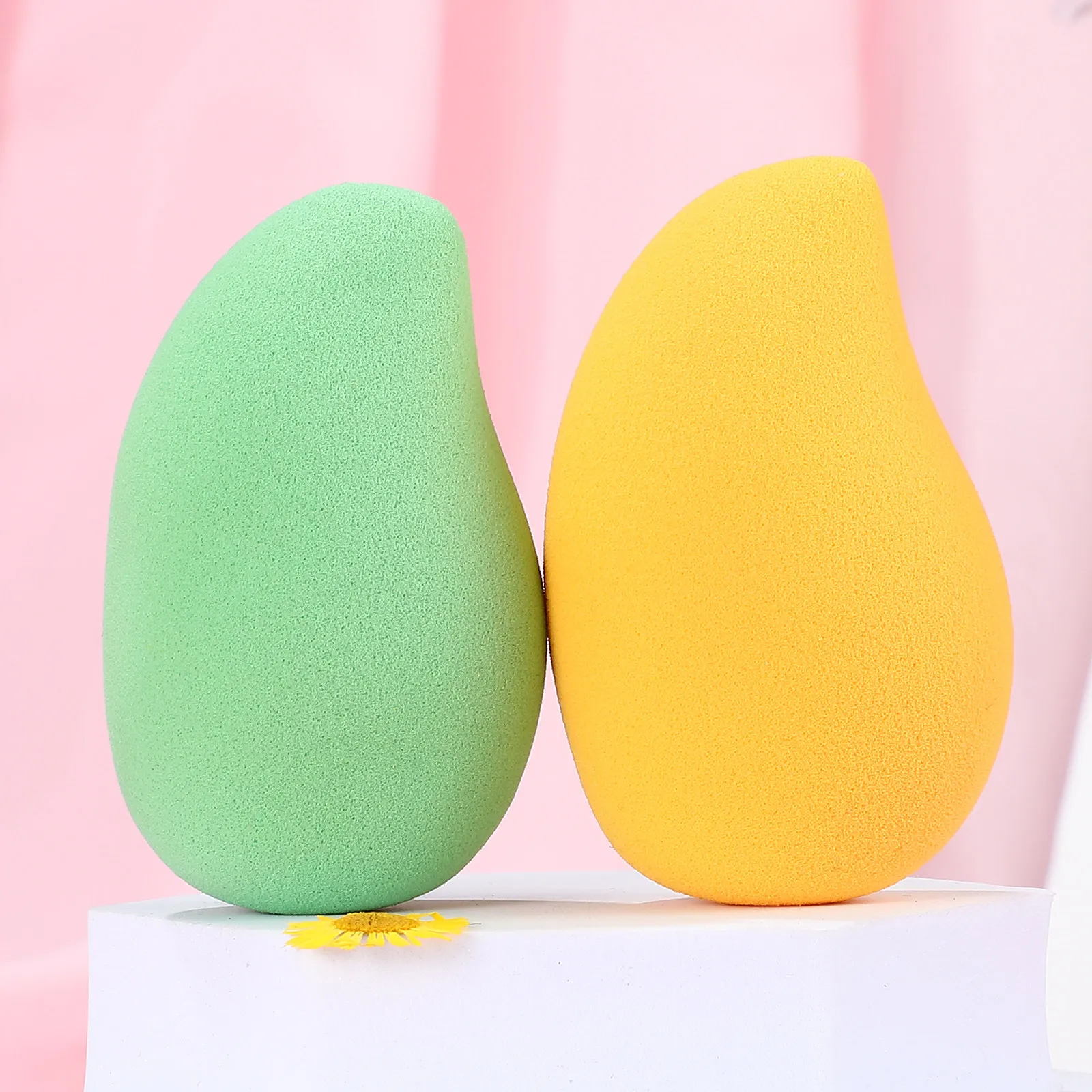 4Pcs Makeup Powder Puff Mango Shape Soft Cotton Sponges for Foundation Concealer Blusher Contouring Tools