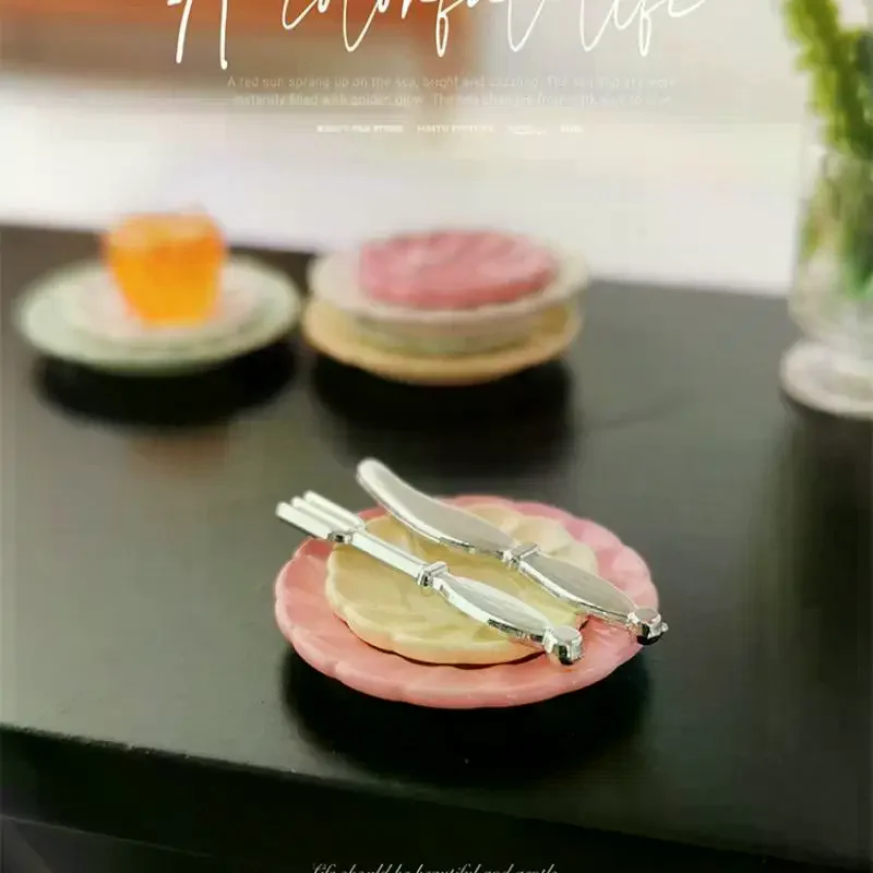 1 Set Poppenhuis Keuken Accessoires Miniatuur Mes Vork Lepel Servies Plaat Kit Kid Speelgoed Simulatie Voedsel En Speelscène Model