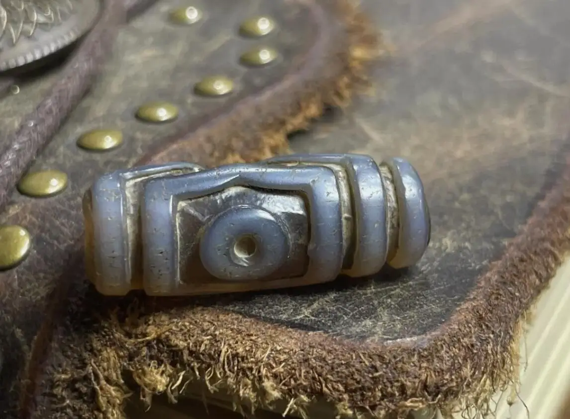 Tibetan Nepalese Himalayan Ancient agate Old Dzi Talisman 3 eye Beads Amulet