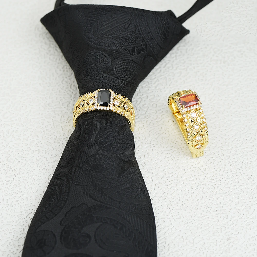 ICEYY Clips de corbata Anillo de corbata versátil para hombre Anillo de hebilla con incrustaciones de circón de lujo Accesorios de joyería para hombres de negocios de boda