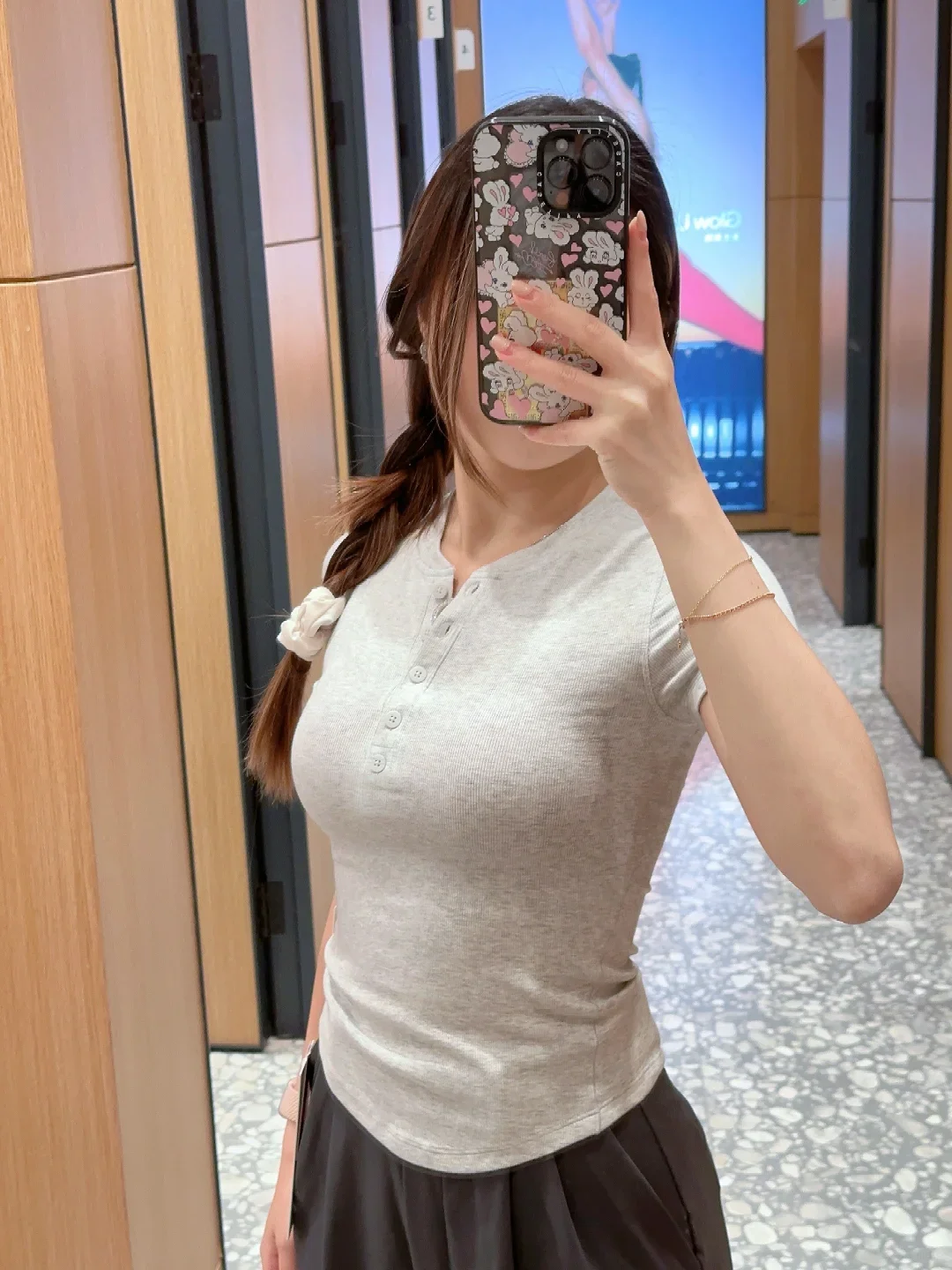 

LULU FLORA Summer quick drying yoga button Modal yoga top V-neck elastic slim fit short sleeved Henley T-shirt for women