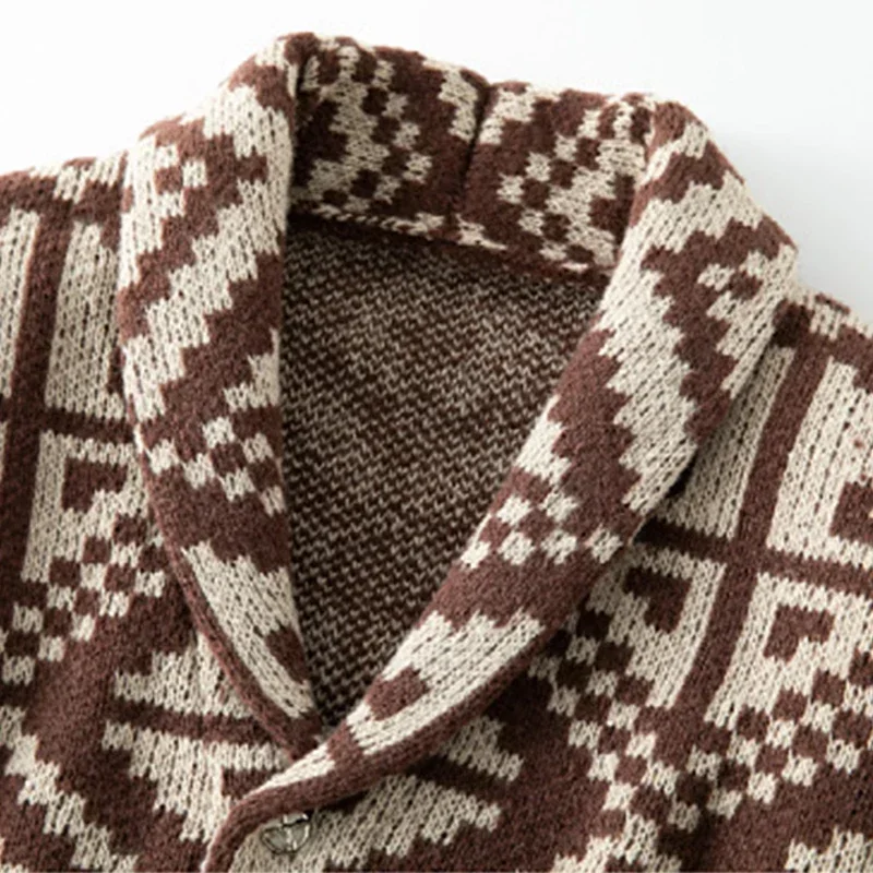 

New Autumn Retro Knitted Sweater Coats for Men Geometry Jacquard Button-down Lapel Cardigans Male Casual Fit Knitwear Jakets