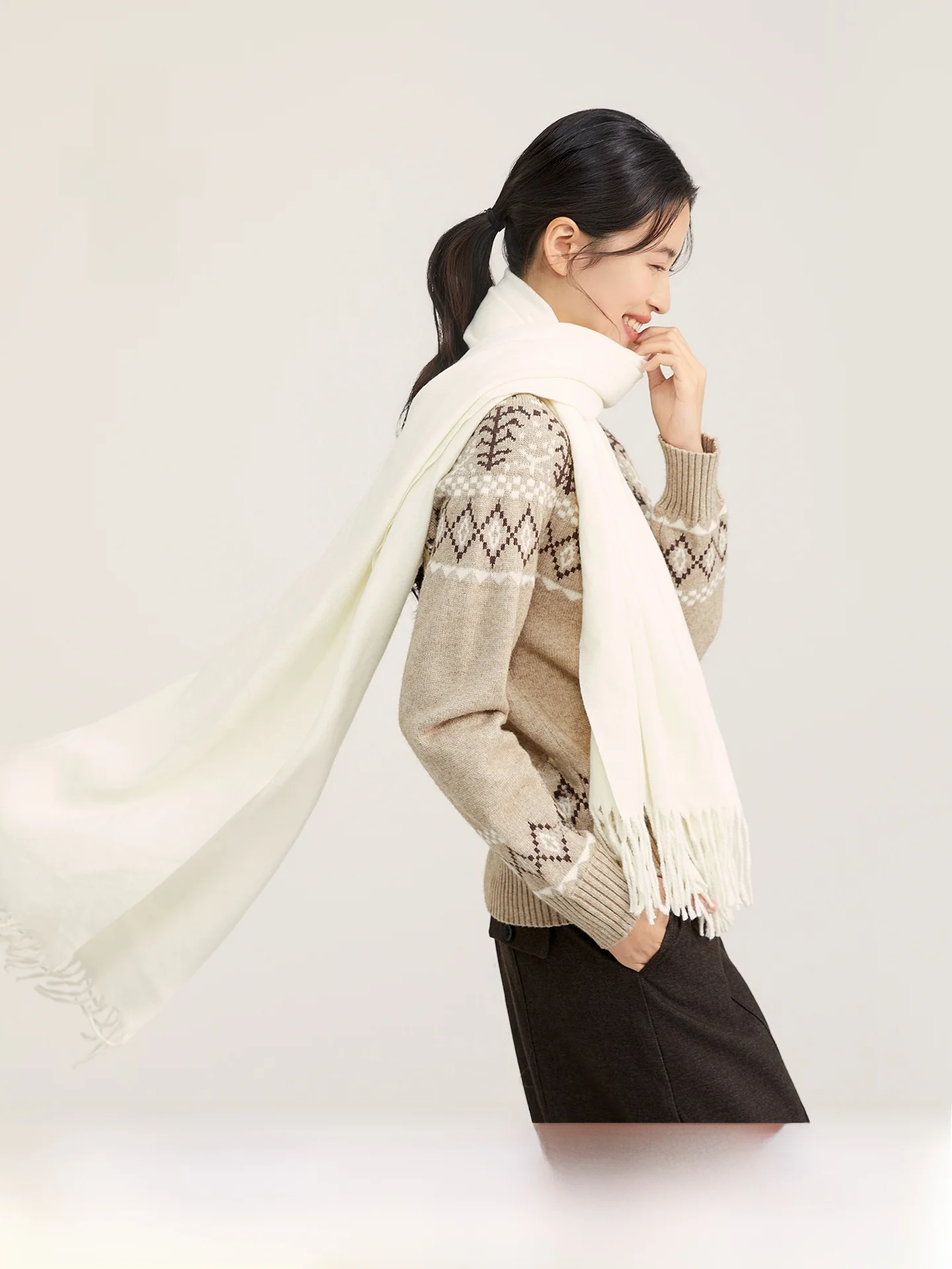 韓国風無地タッセルスカーフユニセックス暖かいファッショナブルな厚手冬用スカーフカップル向け若者向け綿ポリエステル繊維