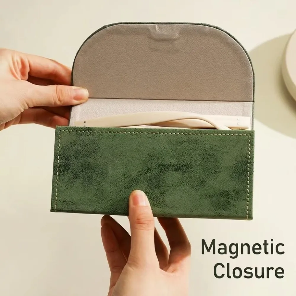 Portable Unisex Scratch-Resistant Triangular Glasses Case PU Leather Large Capacity Eyewear Holder Magnetic Closure Glasses Box
