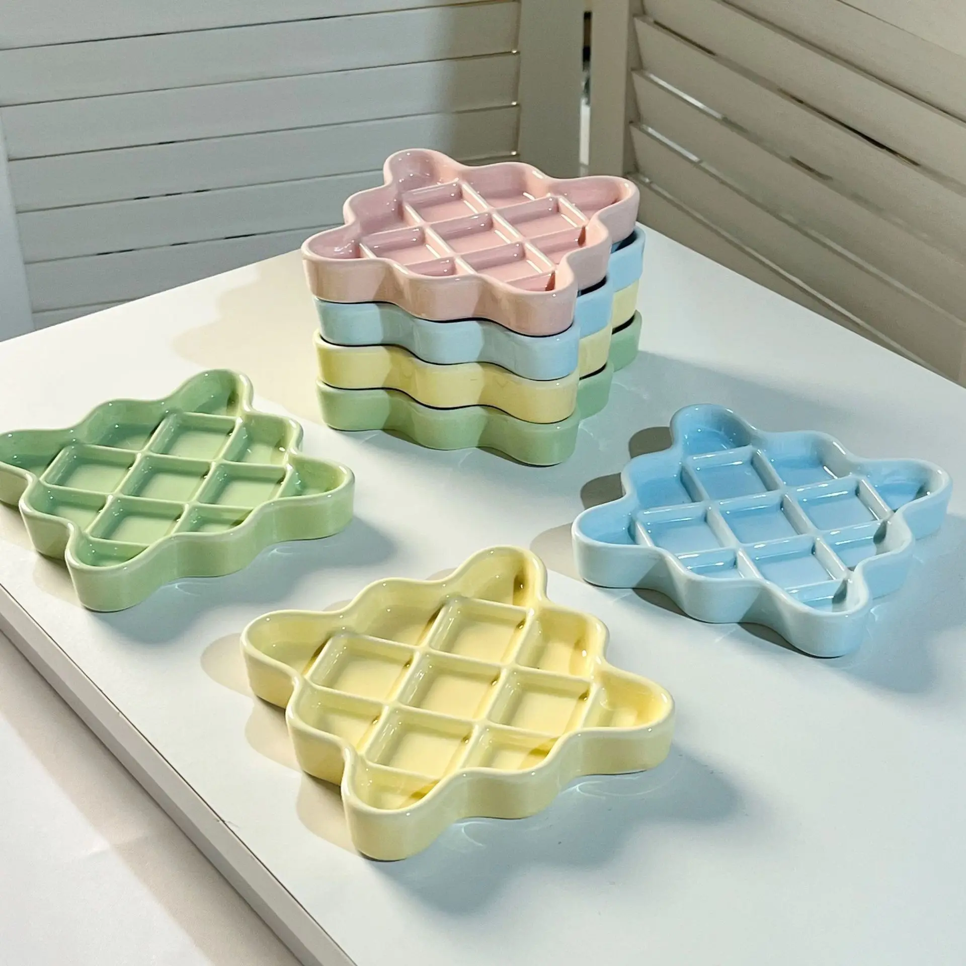 Thumbnail 3 - #5 Pet Bowl Stands Comparison Guide