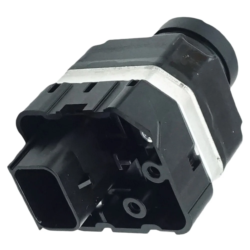 

Камера заднего вида для Skoda Octavia 5WD980556C для моделей 2020, 2021, 2022, 2023, 2024 годов выпуска (Variante, S3, Sportback, Limousine)