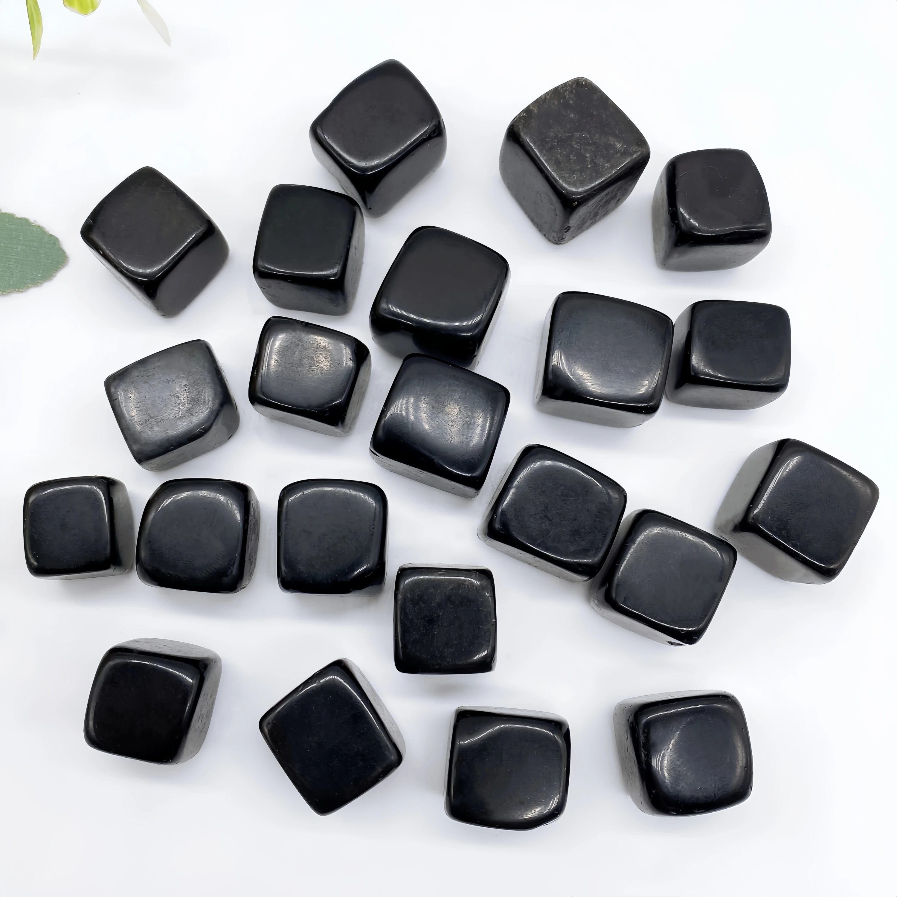 Natural Obsidian Square Palm Cube Tumble Polished Crystal Quartz Stone Healing Energy Aquarium Home Decoration Gift