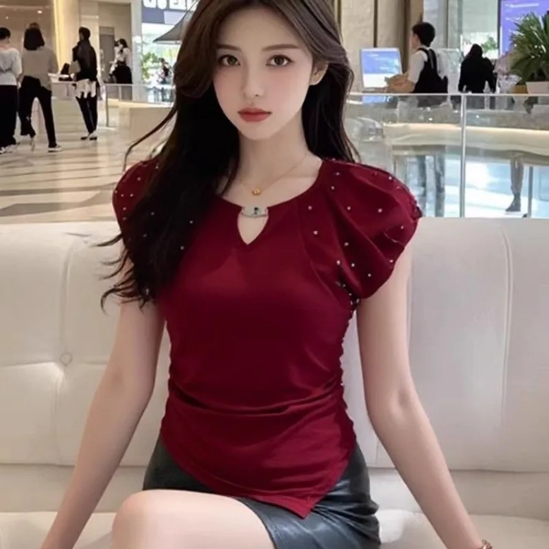 ملابس حريمي موضة الصيف البساطة الجوف خارج اللون حجب س الرقبة السيدات كل مباراة تظهر رقيقة مطرزة مشاعل تي شيرت