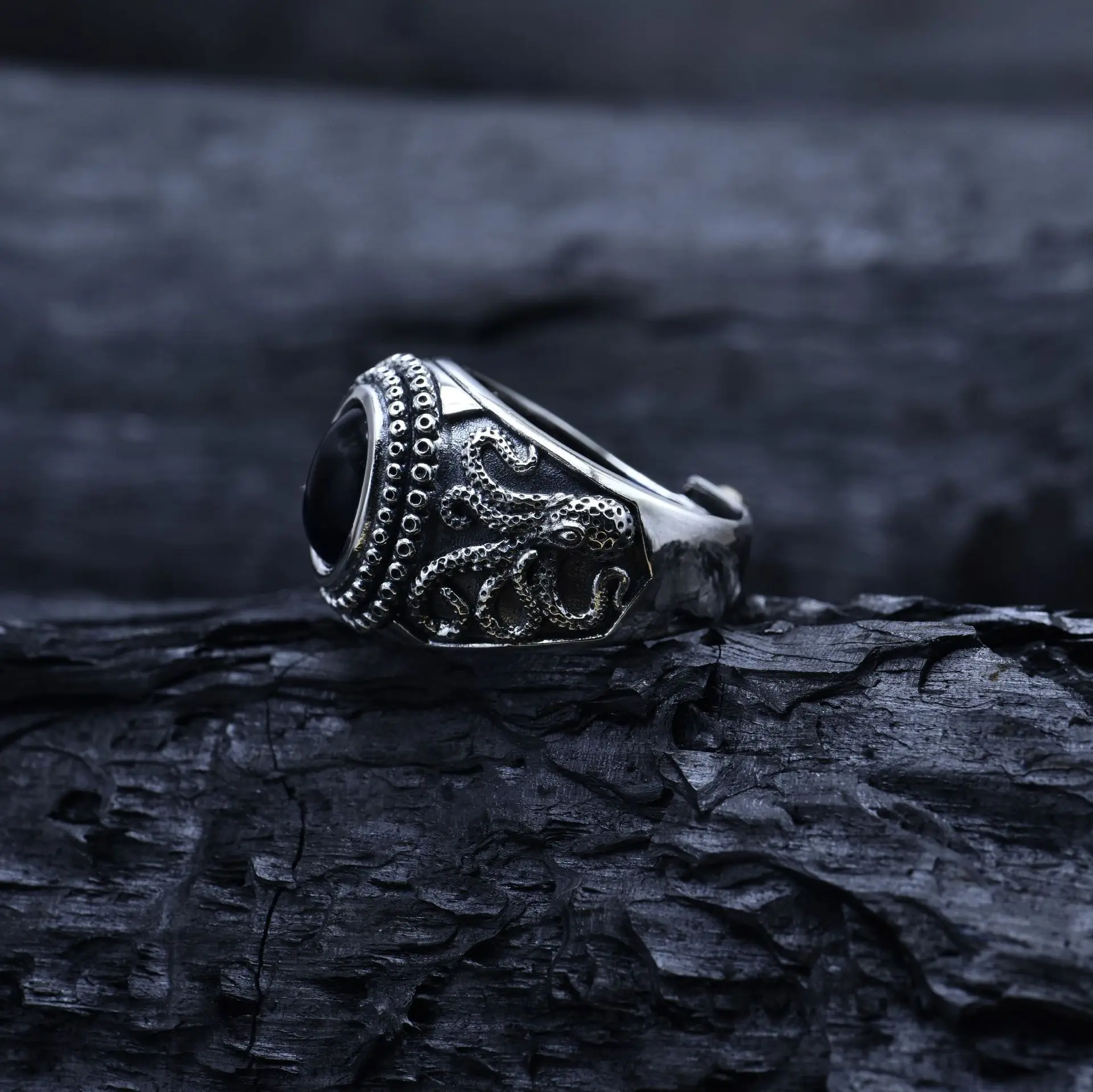 Sterling silver  European and American retro ins hip hop ring men's trendy women's fashion personalized minority sapphire ring