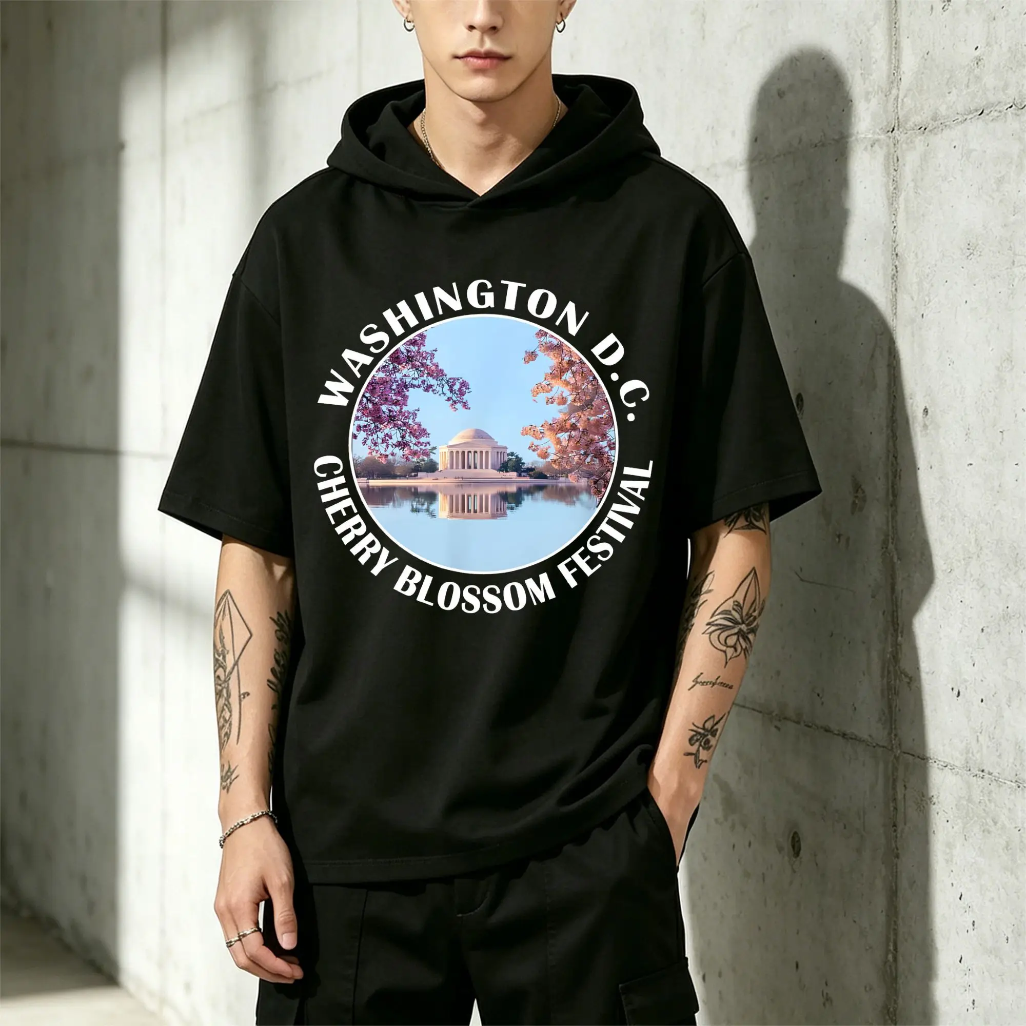Men's Casual Short-Sleeve T-Shirt: When Life Gives You Lemons, Cook Crayfish. Slim Fit