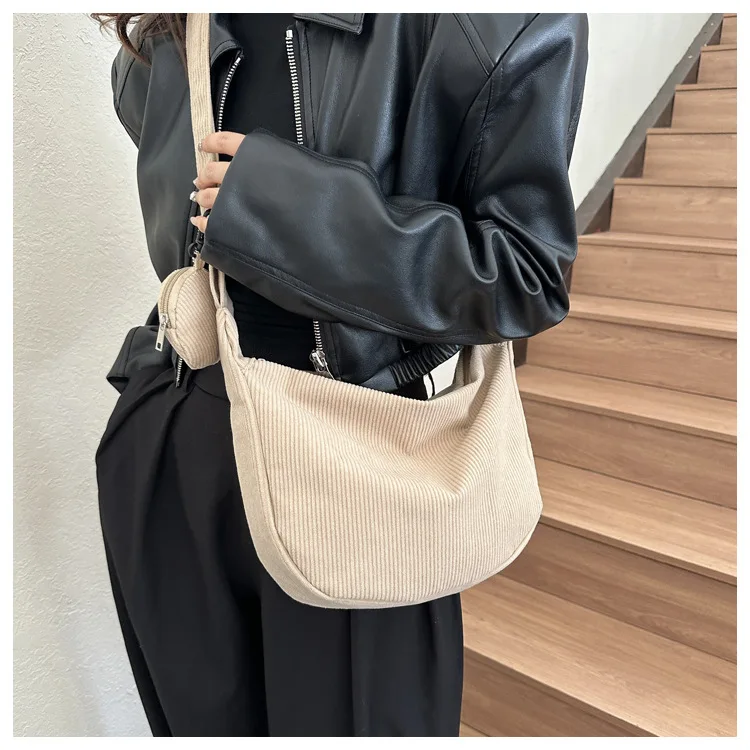 2026 Neue Schultertasche für Damen, Ins-Stil, Japanischer Cord, für Studenten und Pendler, Vielseitige Große Umhängetasche – Detail 2