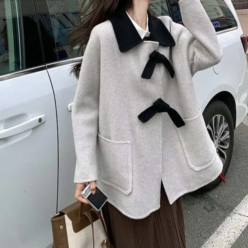 

Contrasting Color Strap Coat 2025 Autumn and Winter Women's College Wind Coat