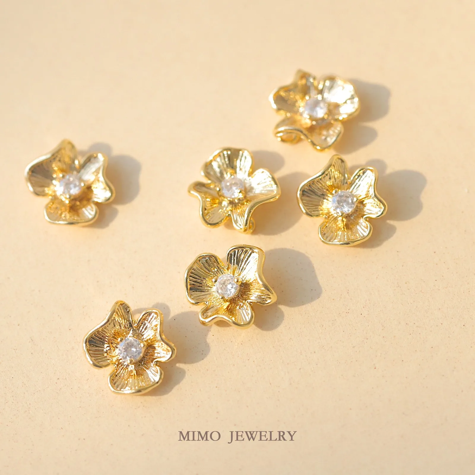 Dynamic Wrinkled Petals, Zircon Flowers, Small Flowers Charms Pendant Supplies DIY Hand Brass Gold Plated Accessories 10X10mm