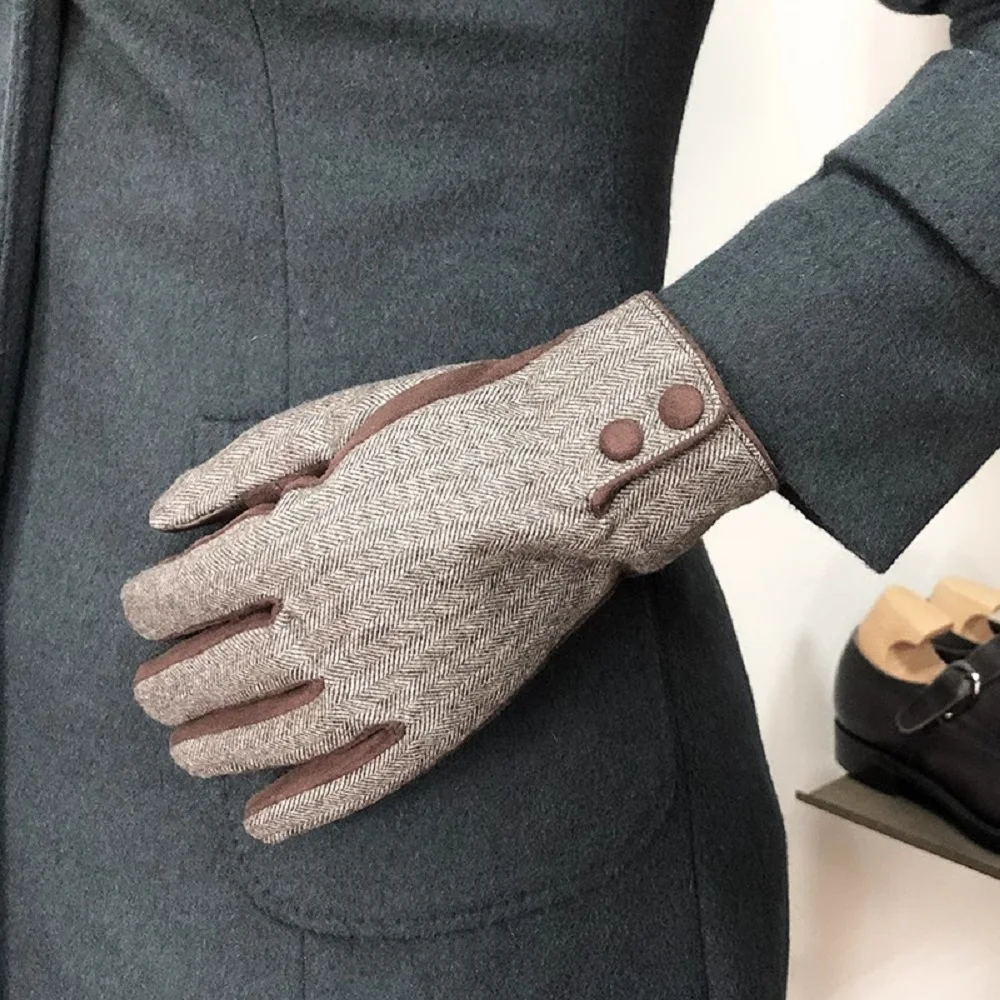 Male and female couples add plush gloves for driving and cycling keeping warm and cold Touchable screen suede gloves for winter