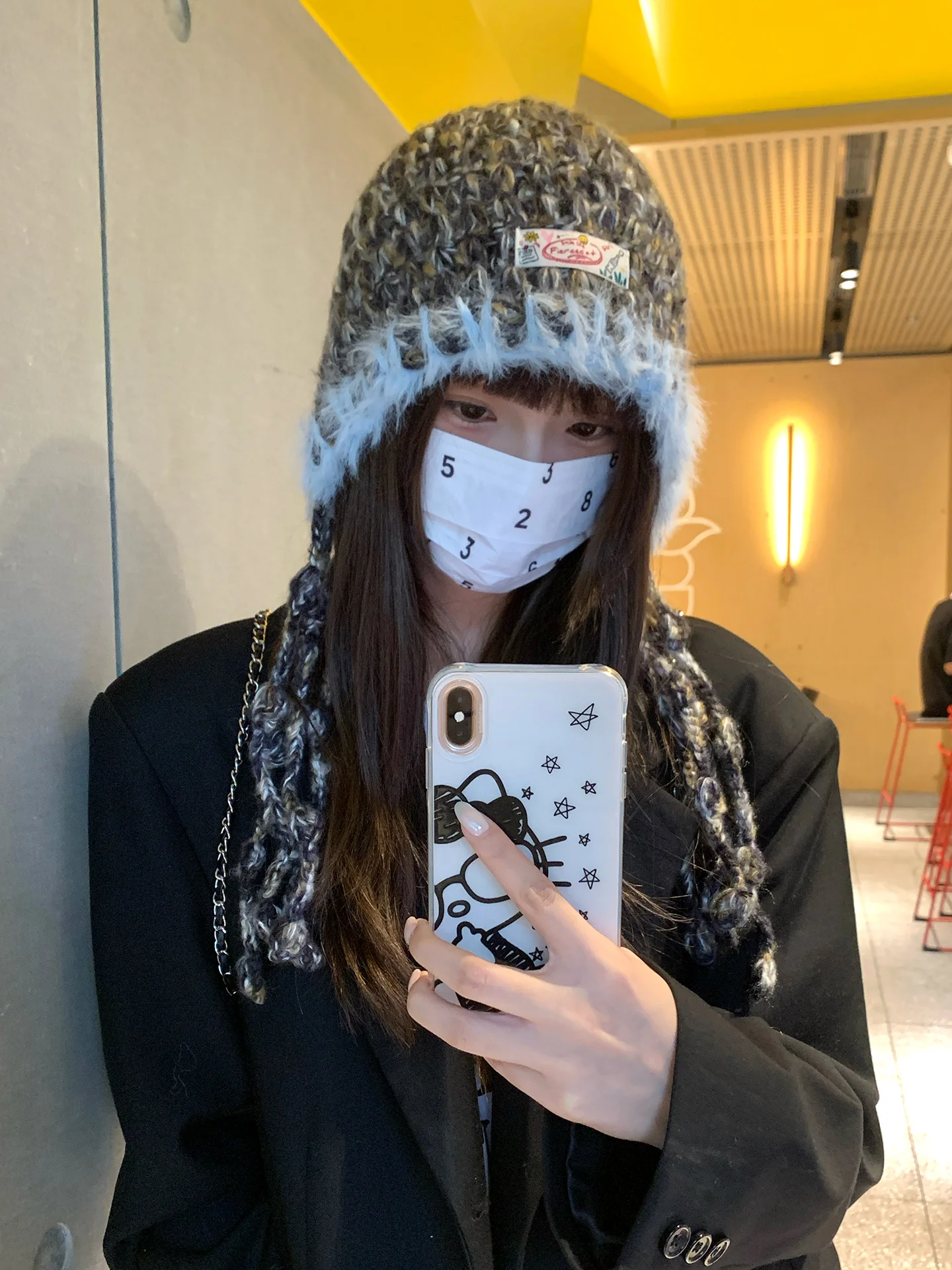 Cache-oreilles colorés contrastés pour femmes, chapeau tricoté chaud et polyvalent pour l'hiver, chapeau Bao Feng amincissant et discret