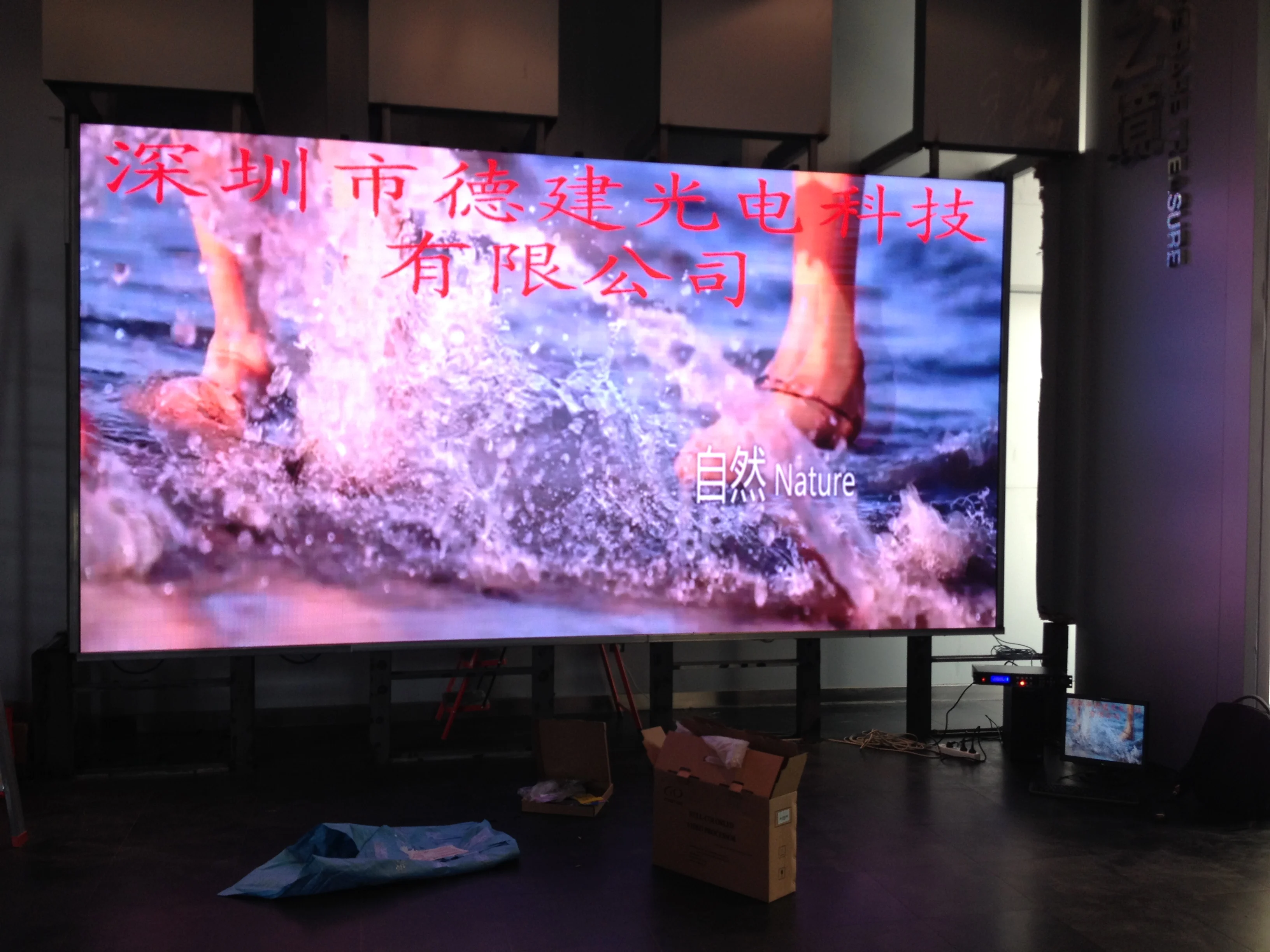 Large Advertising High Definition LED Screen Indoor P1.538 Led Display LED Shopping Mall LED Screen Display for Video Wall