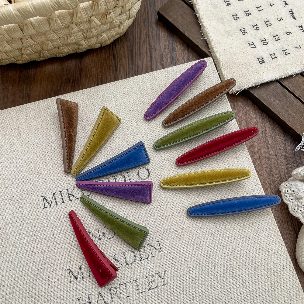 

1pc Velvet Geometric BB Clip Girl Sweet Hair Clip Hairpin Fashion Bangs Side Clip Barrettes Headwear Children's Hair Accessories