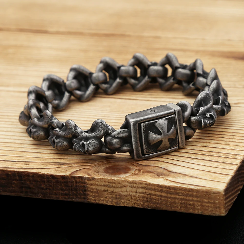 Gothic Vintage 316L Stainless Steel Cross Skull Bracelets For Men Punk Hip Hop Skull Bangles Motorcycle Amulet Jewelry Wholesale