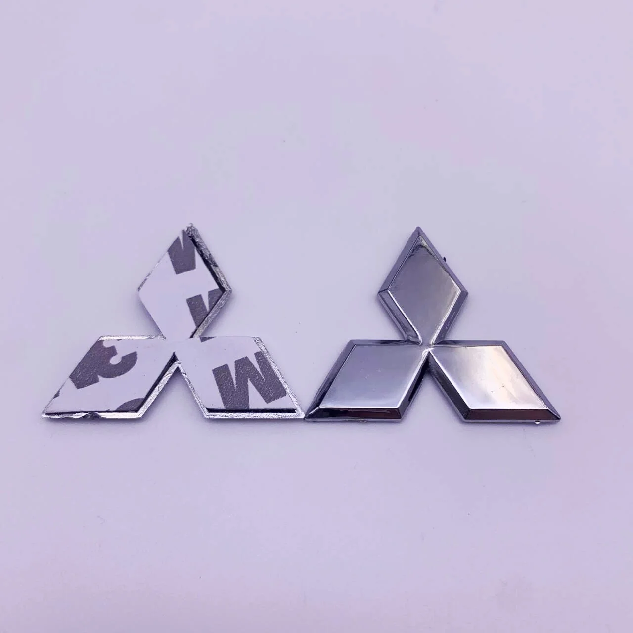 Abs volante do carro centro adesivo emblema emblema para mitsubishi asx ralliart lancer cordia pajero outlander eclipse l200 evo