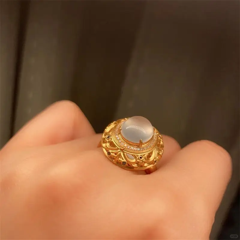 Retro High Sense Glass Ring Niche Design Can Open the Essential Oil Sachet Zircon Opening Index Finger Ring Jewelry