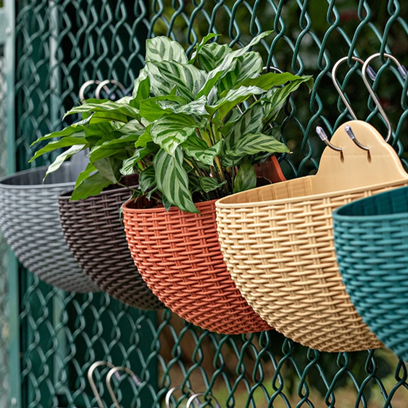 Flower Pot Wall-mounted Plastic Wall Hanging Basket Flowerpot for Outdoor Garden Balcony Planter Bucket Vase Home Decor Supplies