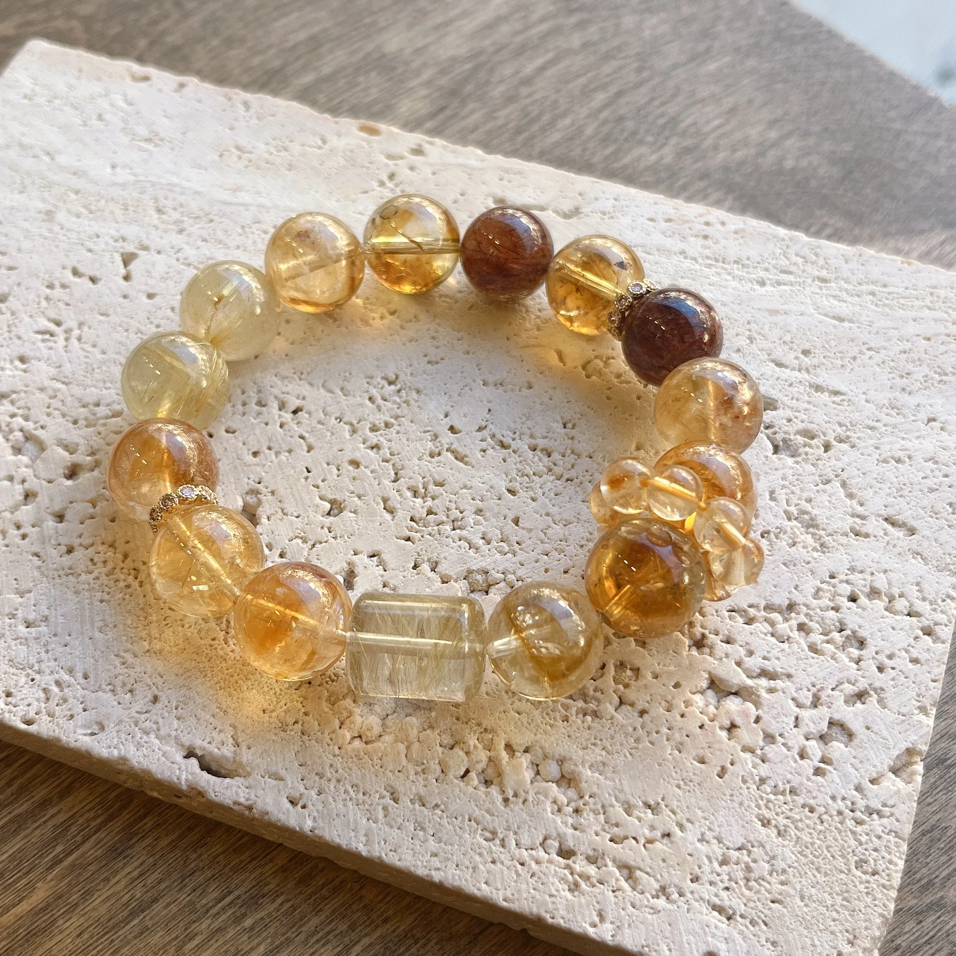 Chinese Style Lucky Wealth Attracting Golden Rutilated Quartz Yellow Citrine Tiger Eye Beaded Bracelet Natural Crystal Bracelet