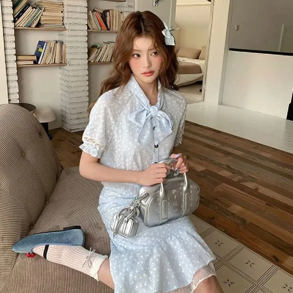 

New Summer Two-Piece Set Sweet Lace Shirt Floral Skirt Women Niche Design Casual Versatile Suit