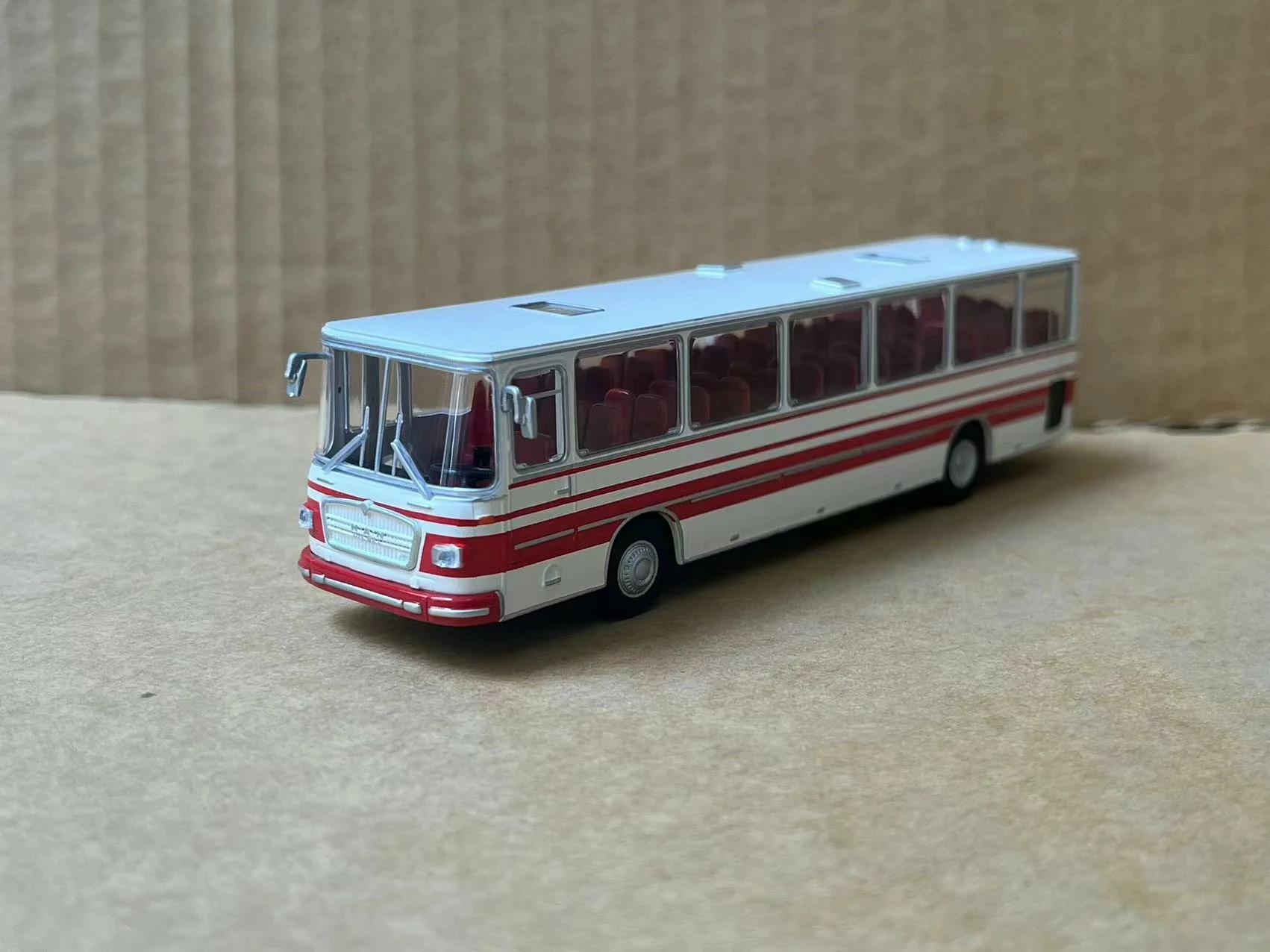 Box Cracking BREKINA 1/87 Scale HO MAN 750 6 Plastics Car Model