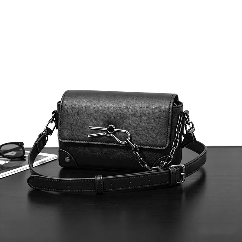 2026 New Crossbody Bag Men Fashion Chains Men's Crossbody Bags Small Square Shoulder Messenger Bags Flap Sling Pack Purse Male