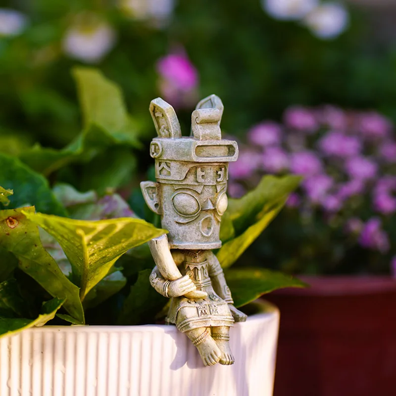 

Creative Fun Sanxingdui Balcony Flowerpot Fish Tank Cute Cartoon Resin Crafts Trinkets Pendants Ornaments