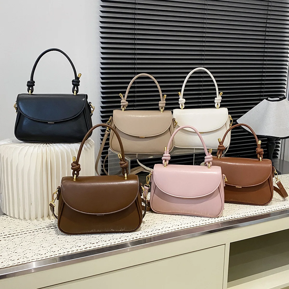 

2025 Autumn Winter Square Bag, Luxe Shoulder Purse for Women, Vintage Crossbody Tote, Minimalist Day to Night Bag, Textured