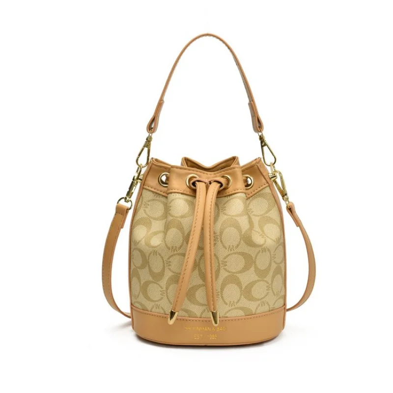 

Stylish Leather Women's Messenger Bag Crossbody Handbag Shoulder Bag Tote for Ladies by Famous Designer Luxury Brand Popular