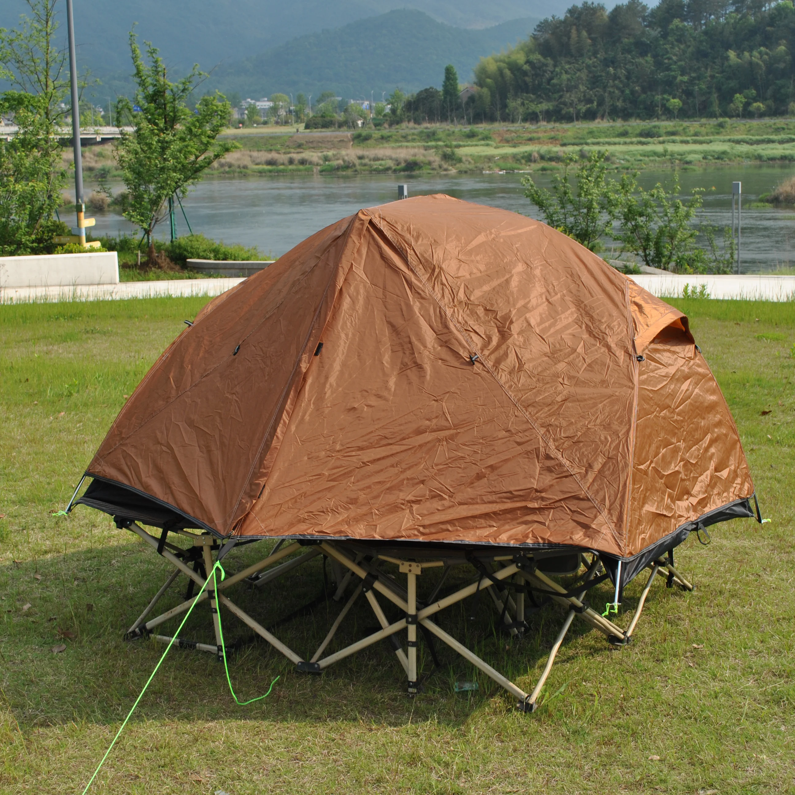 ハバデザインテントのアップグレード版、2-in-1超軽量2人 - Ultralight Ground Sheet のレビューと価格