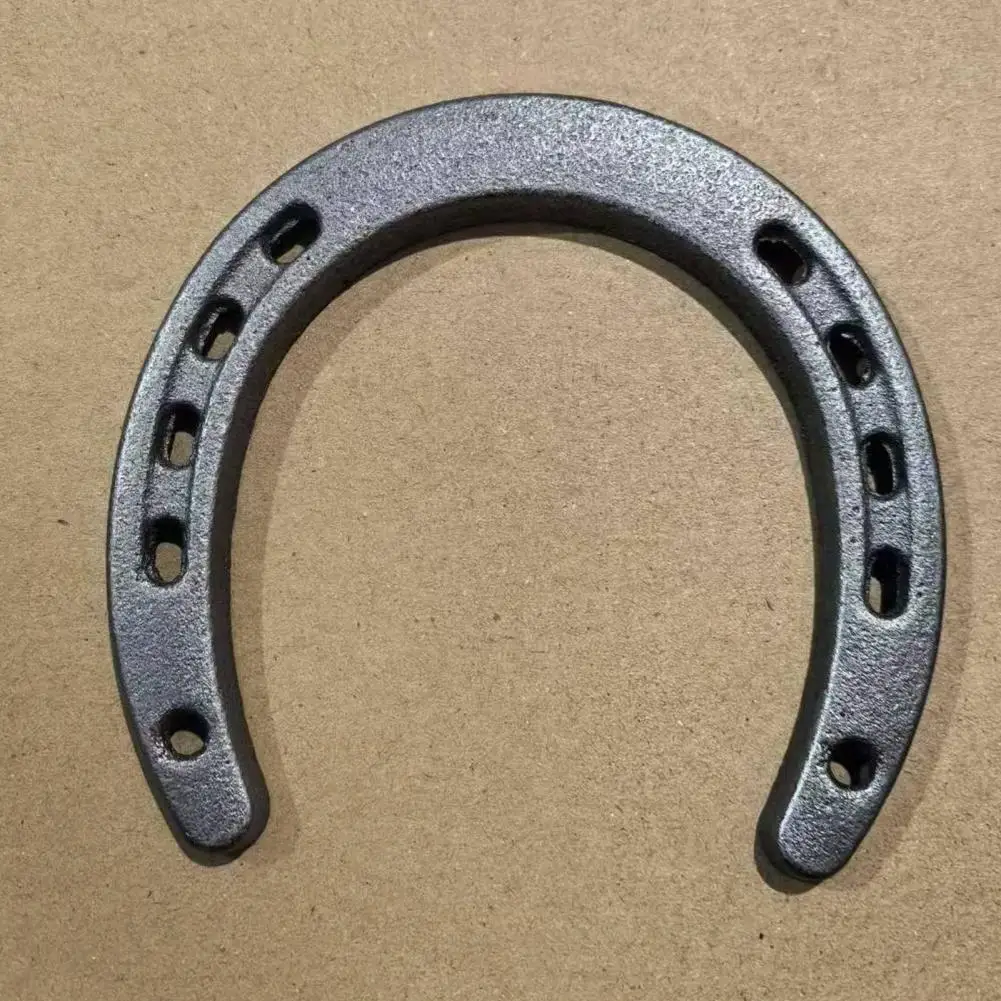 Lucky Horseshoe Decoration Retro Style Metal Horseshoe Wall Decor for Cowboy Parties Lucky Charm Western Horseshoe for Home