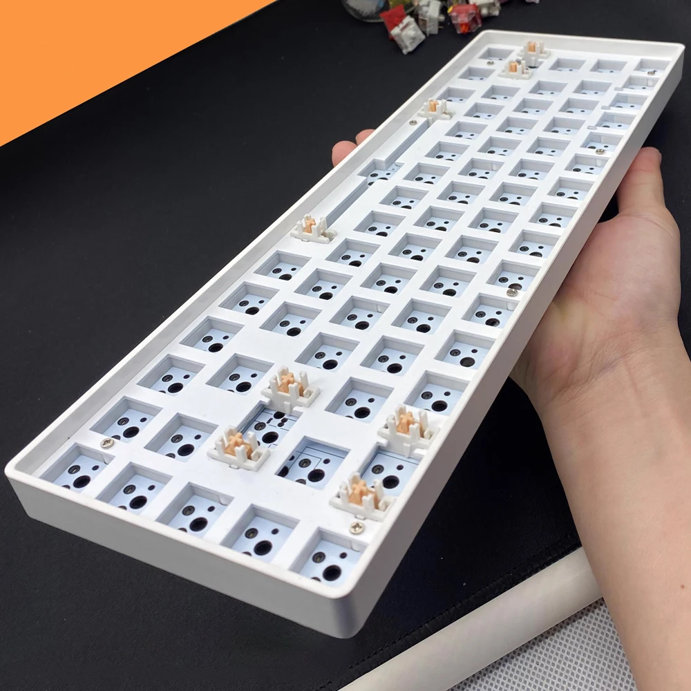 3-mod Custom Made Hot Swap White Light 68 Keys Mechanical Keyboard Kit 2.4Ghz Wireless Bluetooth Compatible 3/5 Pins Switch