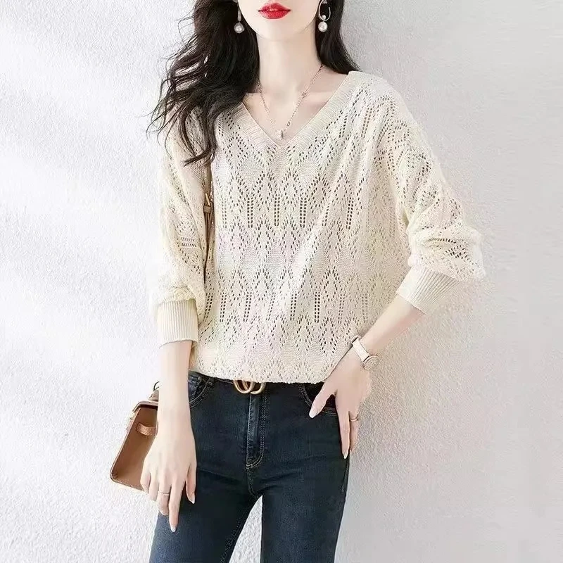 2024 Ladies' Spring Summer Clothes New Ladies' Fashion Relaxed And Casual Solid Color V-Neck Lazy Wind Comfortable Sweater Women