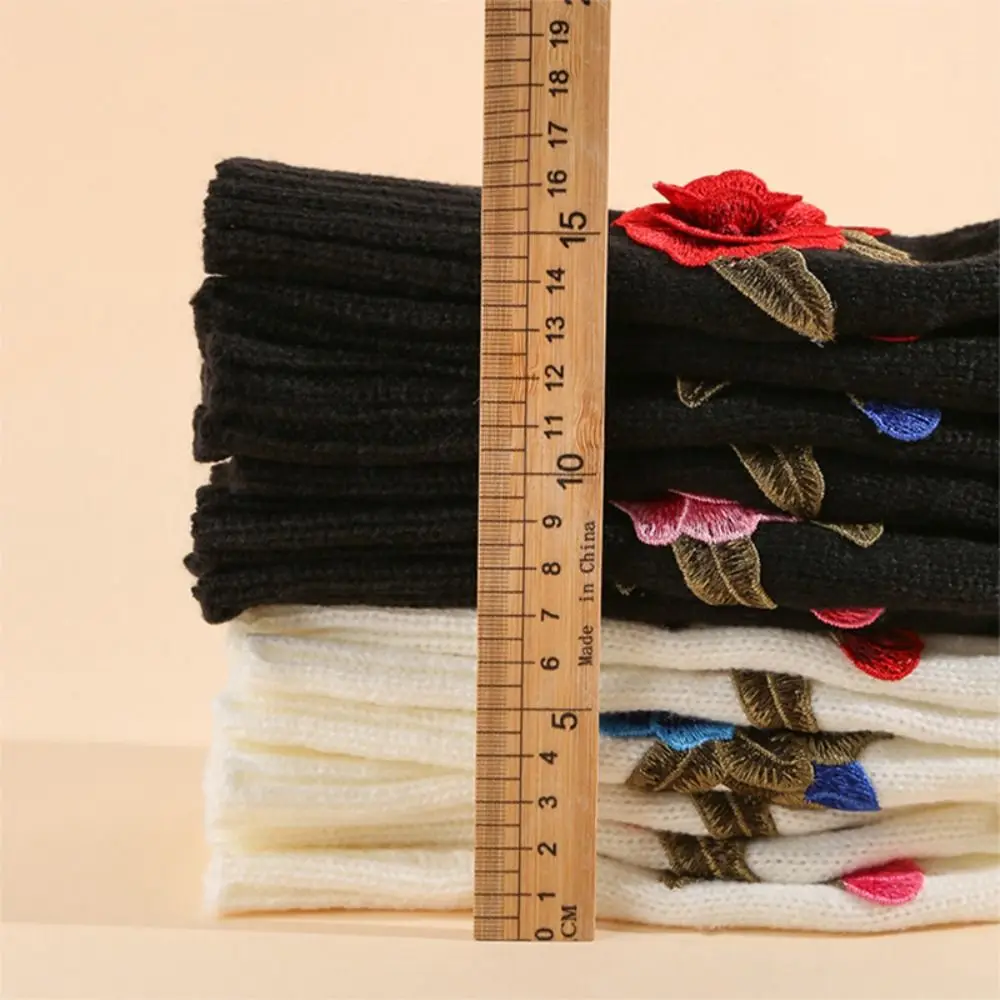 

Подарочные винтажные вязаные перчатки с вышивкой, зимние шерстяные перчатки с цветочным принтом и половиной пальца, водонепроницаемые теплые перчатки без пальцев для девочек